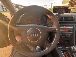 Silber Gebraucht 2001 Audi A4 Kombi | 4.000 € (Teuer)