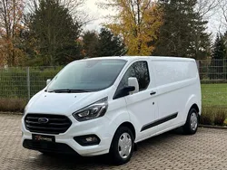 Weiß Gebraucht 2020 Ford Transit Custom Van / Kleinbus | 13.600 €