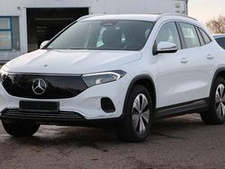 Weiß Gebraucht 2024 Mercedes EQA300 Advanced SUV | 34.890 € (Fairer Preis)