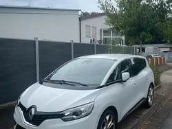 Weiß Gebraucht 2020 Renault Grand Scénic IV Van / Kleinbus | 11.100 €
