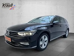 Deep black perleffekt (metallic) Gebraucht 2022 VW Passat Elegance Kombi | 30.900 € (Fairer Preis)