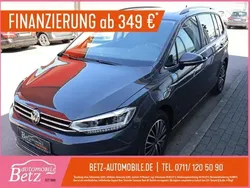 Grau Gebraucht 2023 VW Touran Comfortline Van / Kleinbus | 32.990 € (Fairer Preis)