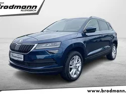 Blau Gebraucht 2021 Skoda Karoq Style SUV | 23.450 € (Fairer Preis)