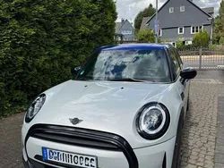 Silber Gebraucht 2022 Mini Cooper Classic Kleinwagen | 19.700 € (Guter Preis)