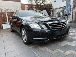 Schwarz Gebraucht 2011 Mercedes E350 Kombi | 5.700 € (Superpreis)