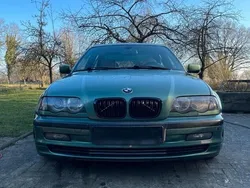 Grün Gebraucht 2000 BMW 323 Limousine | 1.450 € (Guter Preis)