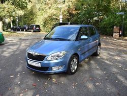 Blau Gebraucht 2014 Skoda Fabia Fresh Kleinwagen | 8.850 € (Fairer Preis)