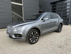 Grau Gebraucht 2016 Bentley Bentayga SUV | 66.900 € (Fairer Preis)