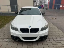Weiß Gebraucht 2007 BMW 330 Limousine | 7.200 € (Guter Preis)
