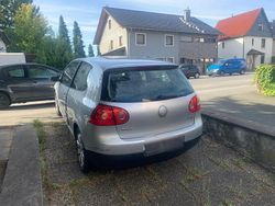 Silber Gebraucht 2004 VW Golf V Kleinwagen | 1.450 € (Fairer Preis)