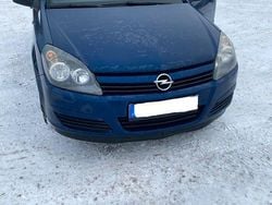 Blau Gebraucht 2005 Opel Astra Limousine | 2.100 € (Guter Preis)