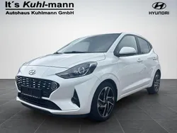 Polar white Gebraucht 2021 Hyundai i10 Edition 30+ Kleinwagen | 11.900 € (Fairer Preis)