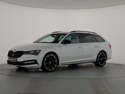 Moonweiss metallic Gebraucht 2022 Skoda Superb SportLine Kombi | 33.889 € (Teuer)