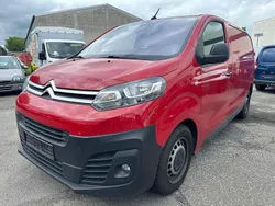 Rot ardentrot Gebraucht 2023 Citroën Jumpy Van / Kleinbus | 26.985 € (Etwas zu teuer)
