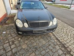 Schwarz Gebraucht 2003 Mercedes E320 Avantgarde Kombi | 2.900 € (Guter Preis)