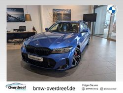 Blau Gebraucht 2024 BMW 330 M Sport Kombi | 48.800 €