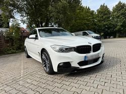 Weiß Gebraucht 2015 BMW 330 Limousine | 16.000 € (Fairer Preis)