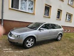Grau Gebraucht 2004 Audi A4 Kombi | 799 € (Superpreis)