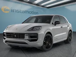 Grau Neu 2025 Porsche Cayenne SUV | 142.049 € (Teuer)