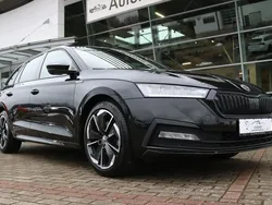 Schwarz Gebraucht 2024 Skoda Octavia SportLine Kombi | 32.600 € (Superpreis)