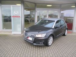 Mythosschwarz metallic Gebraucht 2017 Audi A1 Sportback Kleinwagen | 12.990 € (Etwas zu teuer)