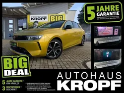 Kult gelb Gebraucht 2022 Opel Astra Elegance Limousine | 22.990 € (Superpreis)