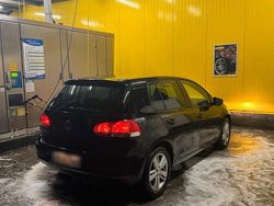 Schwarz Gebraucht 2012 VW Golf VI Kleinwagen | 4.200 € (Fairer Preis)