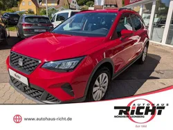 Pure rot Gebraucht 2023 Seat Arona Style SUV | 16.470 € (Fairer Preis)