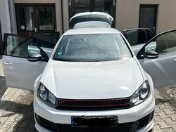 Weiß Gebraucht 2012 VW Golf VII Edition Limousine | 15.500 €
