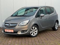 Grau Gebraucht 2025 Opel Meriva Innovation Van / Kleinbus | 9.770 € (Superpreis)