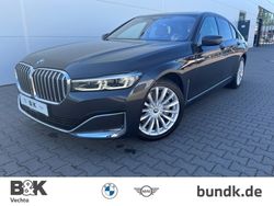 Grau metallic sophistograu brillanteffekt metagrau Gebraucht 2021 BMW 740 Shadowline Limousine | 78.850 €