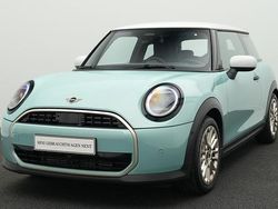 Grün Gebraucht 2024 Mini Cooper Favoured Kleinwagen | 25.184 € (Guter Preis)