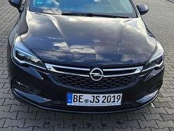 Schwarz Gebraucht 2016 Opel Astra Active Limousine | 8.900 € (Fairer Preis)