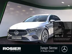 Grau / mountaingrau Gebraucht 2024 Mercedes A200 Advanced Limousine | 29.890 € (Fairer Preis)