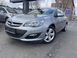 Silbersee metallic Gebraucht 2015 Opel Astra Style Kombi | 5.500 € (Guter Preis)