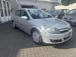 Starsilber iii m2 Gebraucht 2004 Opel Astra Elegance Kleinwagen | 3.450 € (Fairer Preis)