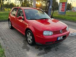 Rot Gebraucht 1998 VW Golf IV Kleinwagen | 1.700 € (Fairer Preis)