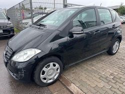 Schwarz Gebraucht 2011 Mercedes A180 Limousine | 1.100 € (Guter Preis)