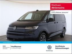 Blau (starlight blue (blau)) Gebraucht 2024 VW Multivan Life Van / Kleinbus | 59.170 € (Teuer)