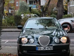 Grün Gebraucht 2000 Jaguar S-Type Executive Limousine | 3.000 € (Etwas zu teuer)