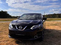 Schwarz Gebraucht 2017 Nissan Qashqai N-Connecta SUV | 13.000 € (Superpreis)