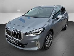 Skyscraper grau metallic Neu 2025 BMW 220 Active Tourer Luxury Line Van / Kleinbus | 42.990 € (Superpreis)
