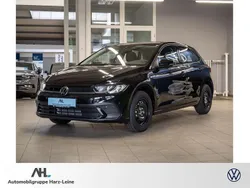 Schwarz Neu 2025 VW Polo Life Limousine | 23.998 € (Etwas zu teuer)