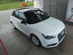 Gletscherweiß metallic Gebraucht 2014 Audi A1 Ambition Kleinwagen | 14.780 € (Fairer Preis)