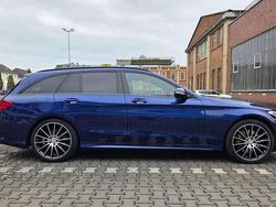 Blau Gebraucht 2015 Mercedes C400 AMG line Kombi | 23.050 € (Etwas zu teuer)
