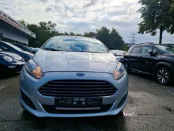 Silber Gebraucht 2013 Ford Fiesta Trend Kleinwagen | 4.400 € (Guter Preis)