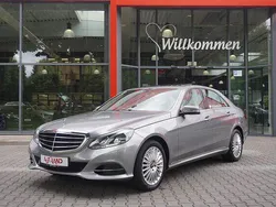 Silber Gebraucht 2015 Mercedes E200 Elegance Limousine | 19.990 € (Teuer)