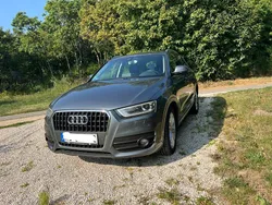 Grau Gebraucht 2011 Audi Q3 SUV | 13.999 € (Teuer)