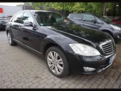 Schwarz Gebraucht 2007 Mercedes 320 Limousine | 7.490 €