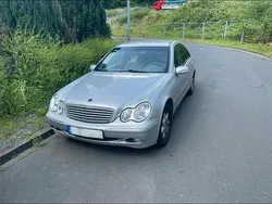 Silber Gebraucht 2000 Mercedes C180 Limousine | 1.300 €